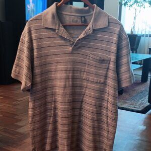 Men's Gap Gray Striped Short Sleeve Shirt Size (S)